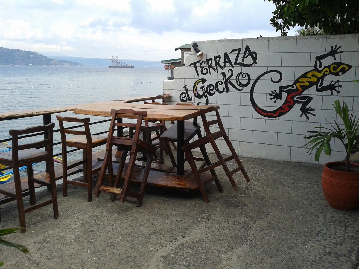 Harleys Hotel Olongapo Eksteriør bilde