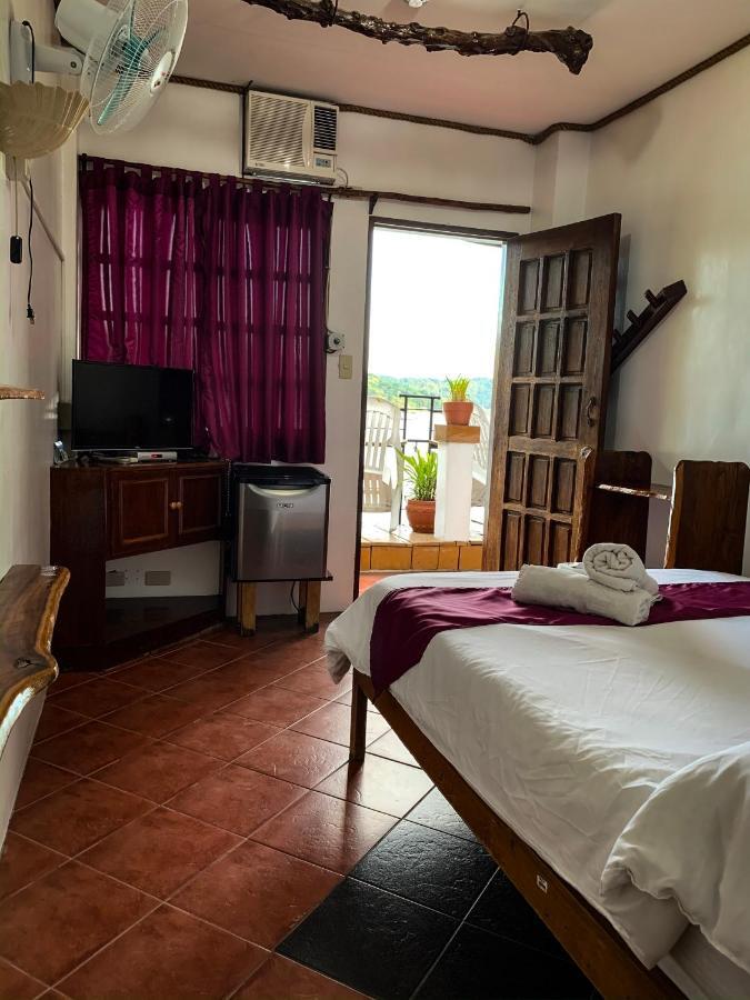 Harleys Hotel Olongapo Eksteriør bilde