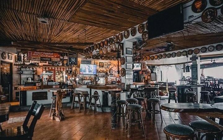 Harleys Hotel Olongapo Eksteriør bilde